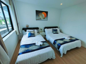 逸海小居, Orewa